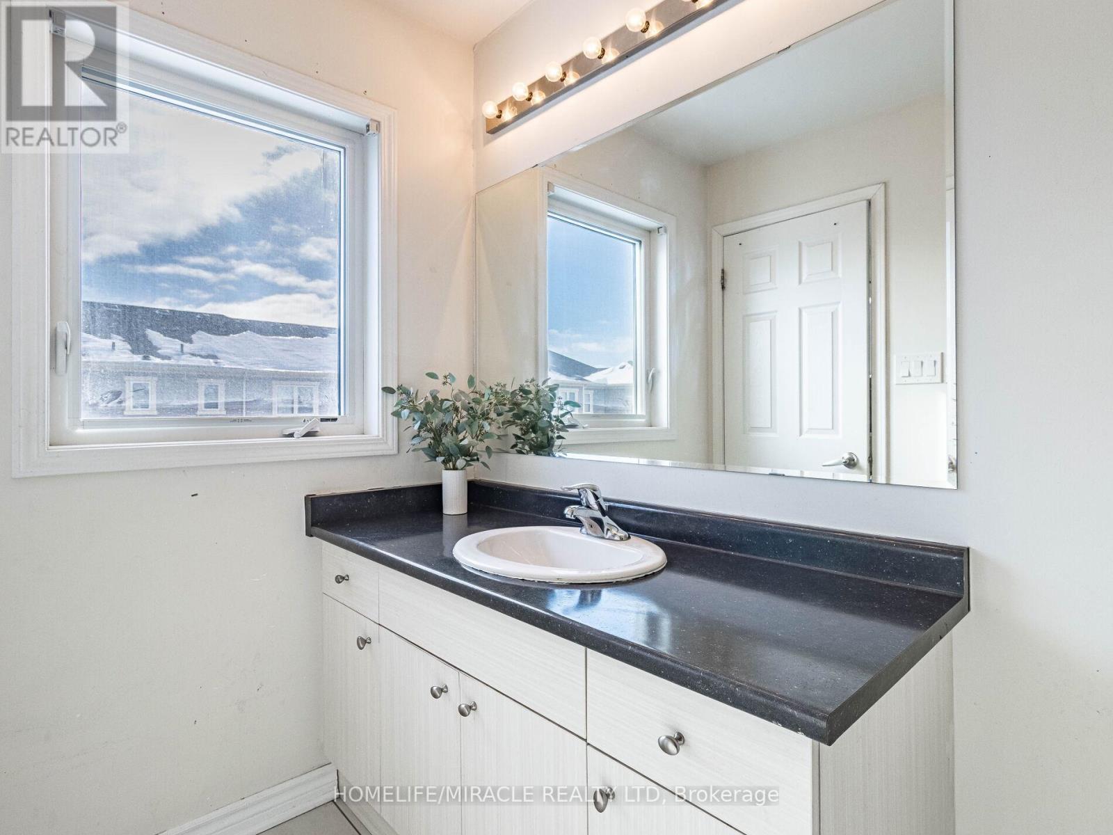 229 Remembrance Road, Brampton, Ontario  L7A 4P2 - Photo 33 - W13002114