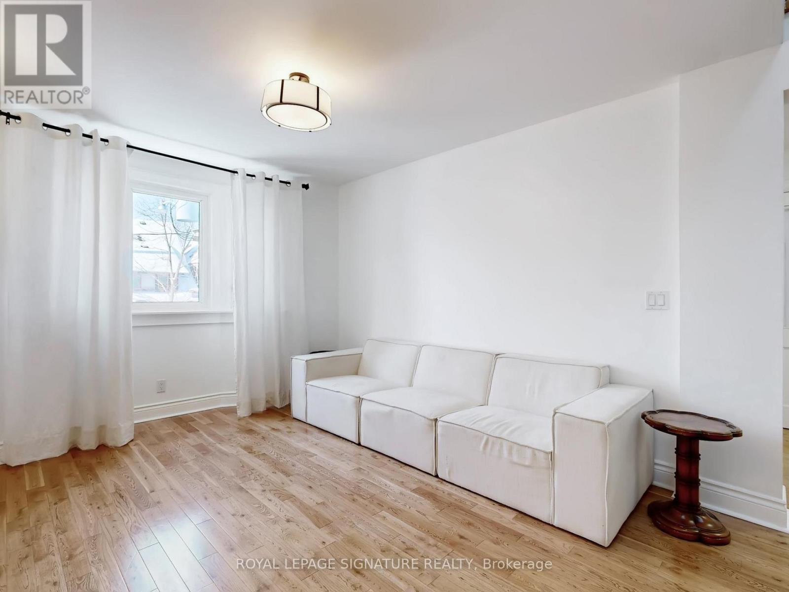 Upper - 117 Westmount Avenue, Toronto, Ontario  M6H 3K3 - Photo 5 - W13002154