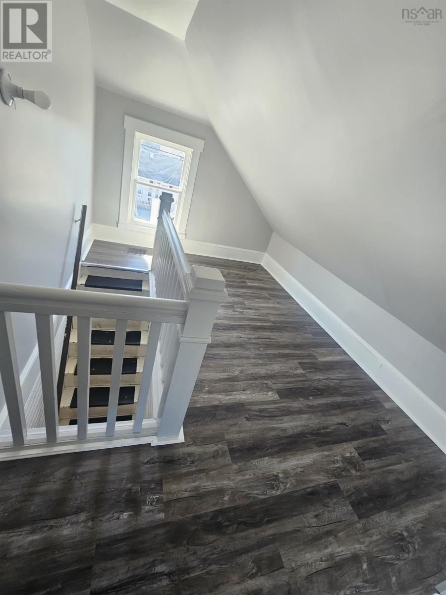 105 Mitchell Avenue, Dominion, Nova Scotia  B1G 1M7 - Photo 13 - 202607481