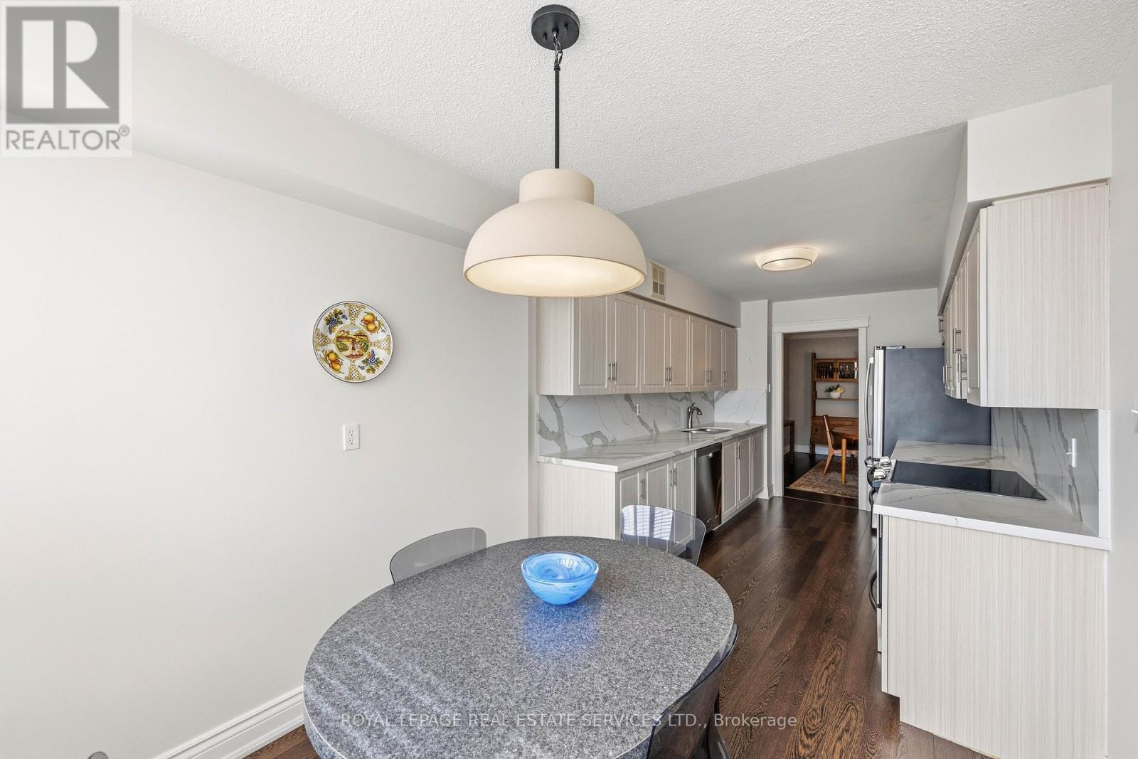 2004 - 1300 Islington Avenue, Toronto, Ontario  M9A 5C4 - Photo 16 - W13002160