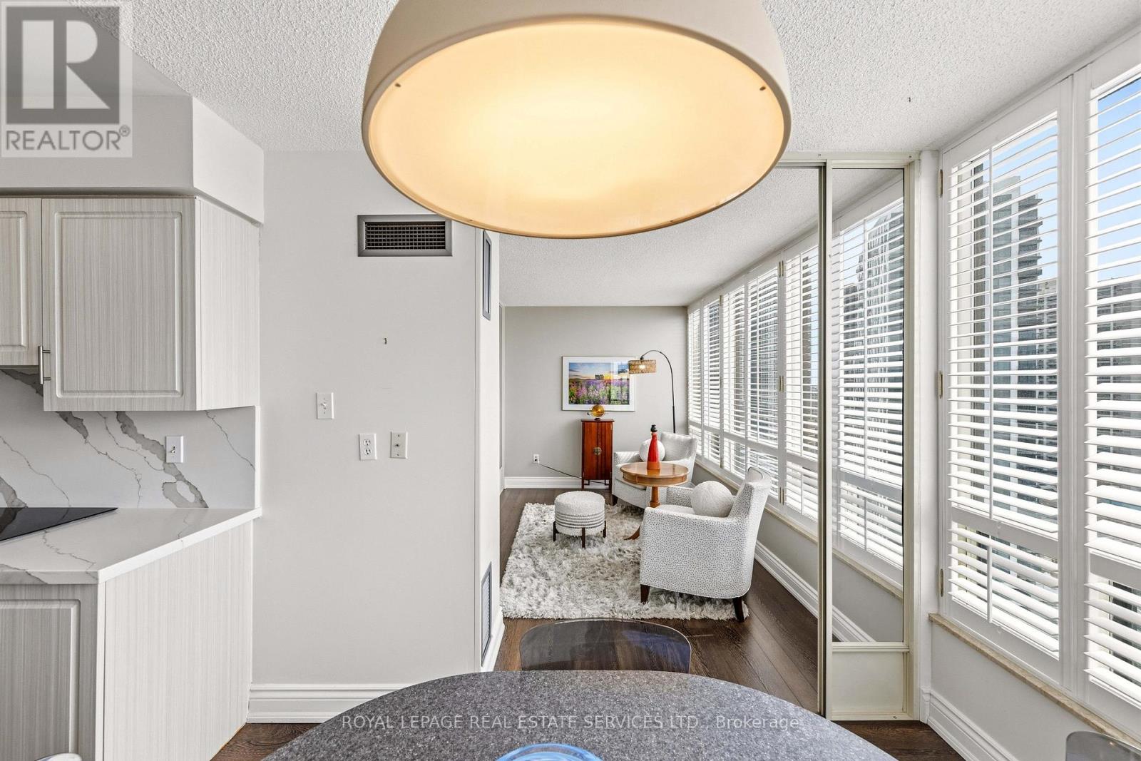 2004 - 1300 Islington Avenue, Toronto, Ontario  M9A 5C4 - Photo 18 - W13002160