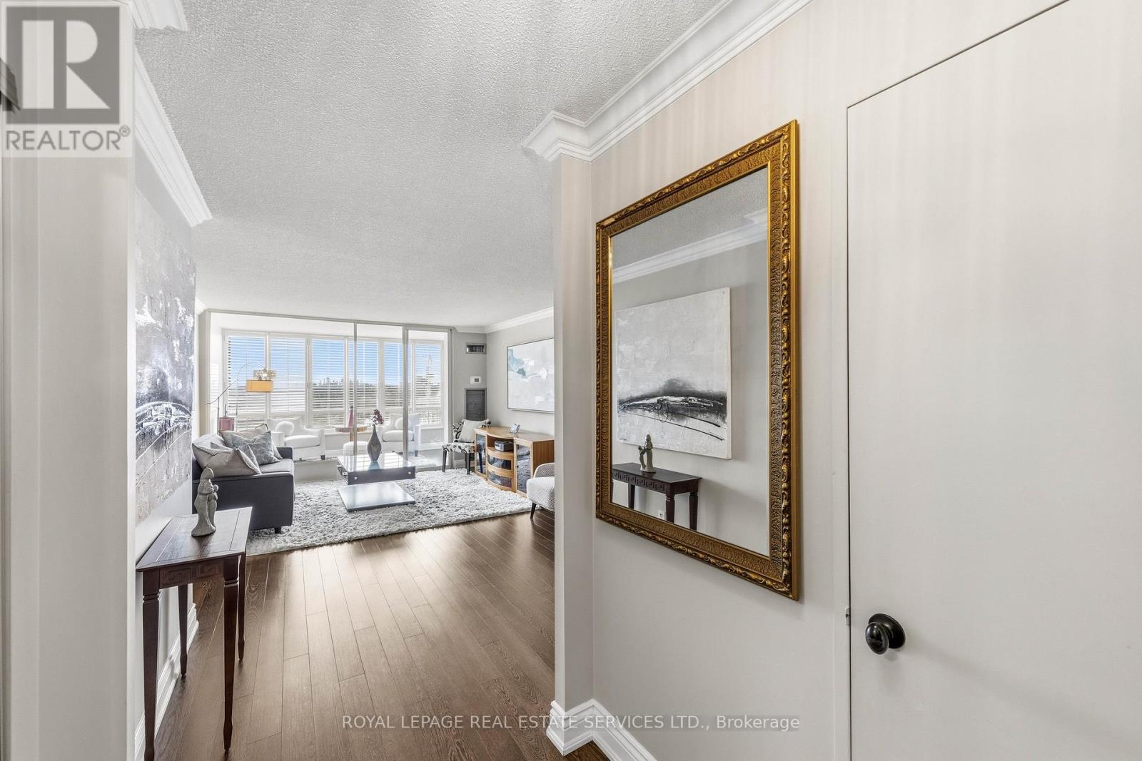 2004 - 1300 Islington Avenue, Toronto, Ontario  M9A 5C4 - Photo 6 - W13002160