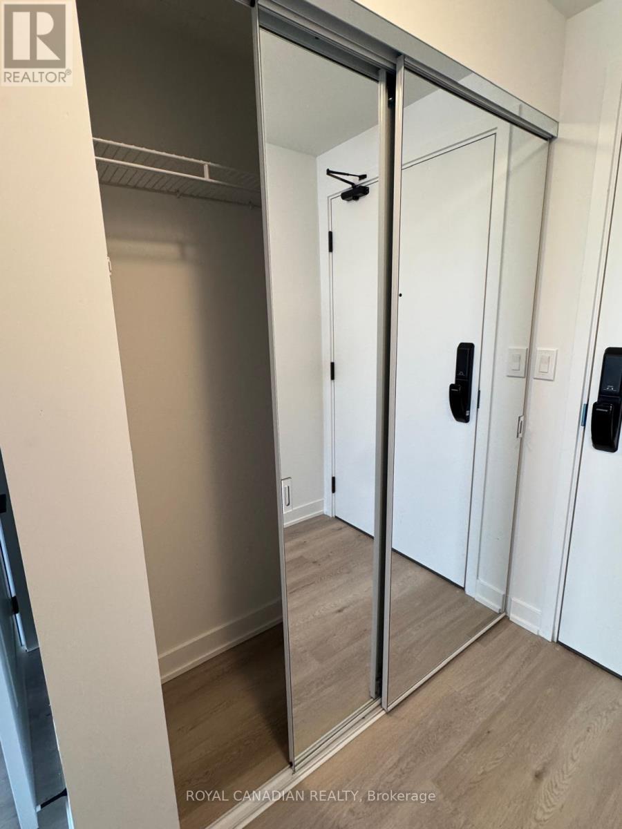 610 - 2075 Lakeshore Road, Burlington, Ontario  L7R 0H3 - Photo 4 - W13002192