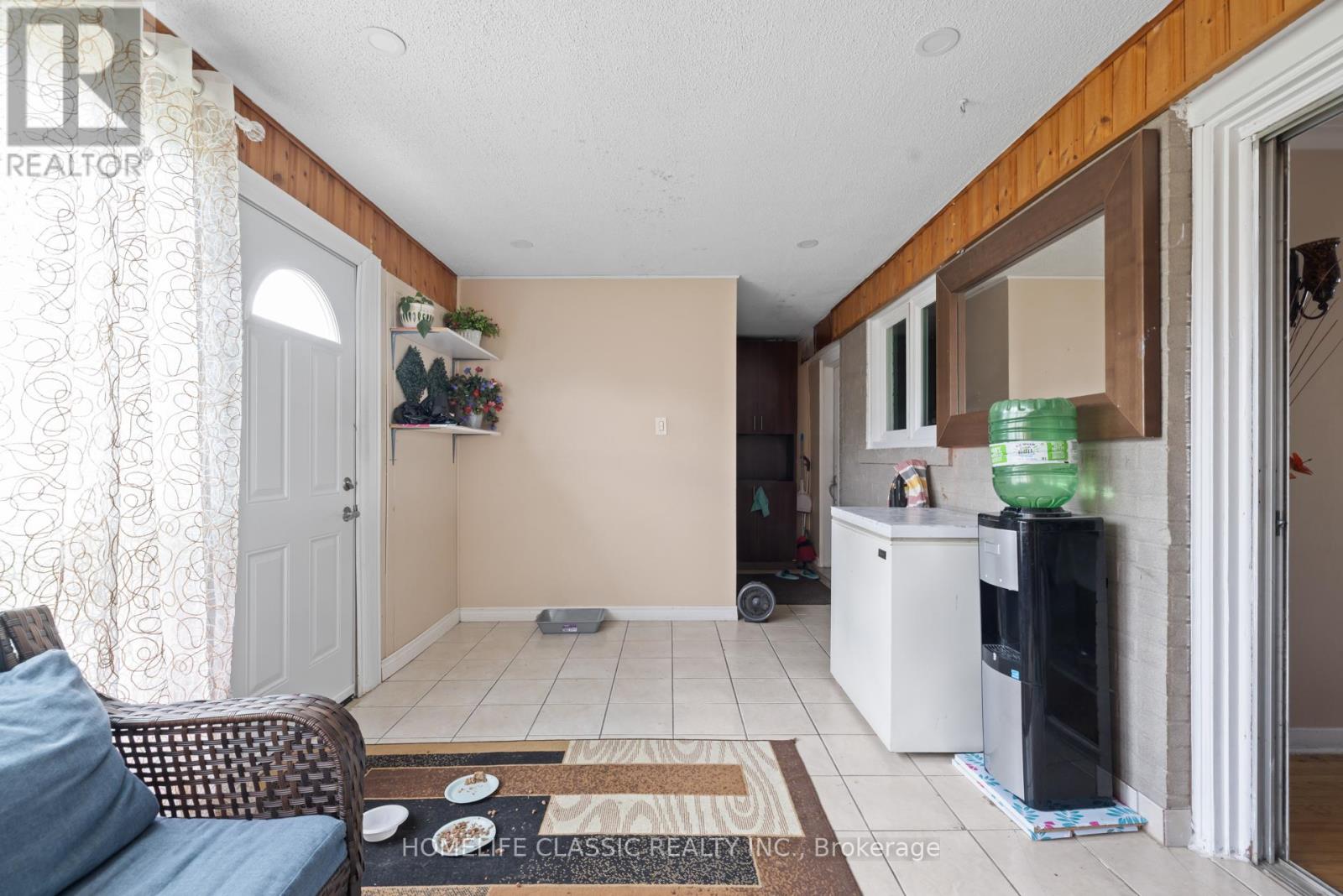 83 John Garland Boulevard, Toronto, Ontario  M9V 1N5 - Photo 7 - W13002228