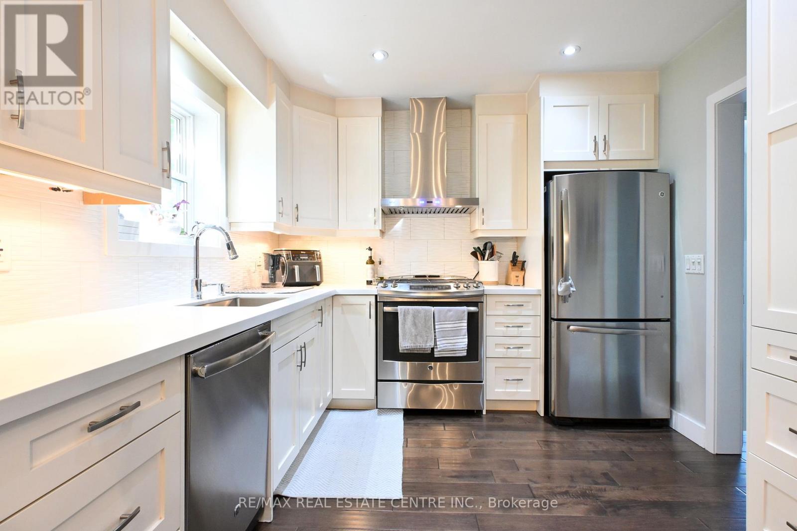 2179 Wiseman Court, Mississauga, Ontario  L5J 1P3 - Photo 7 - W13002272