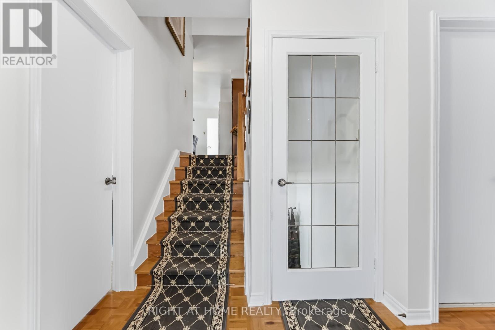 3938 Midhurst Lane, Mississauga, Ontario  L4Z 1C7 - Photo 26 - W13002276