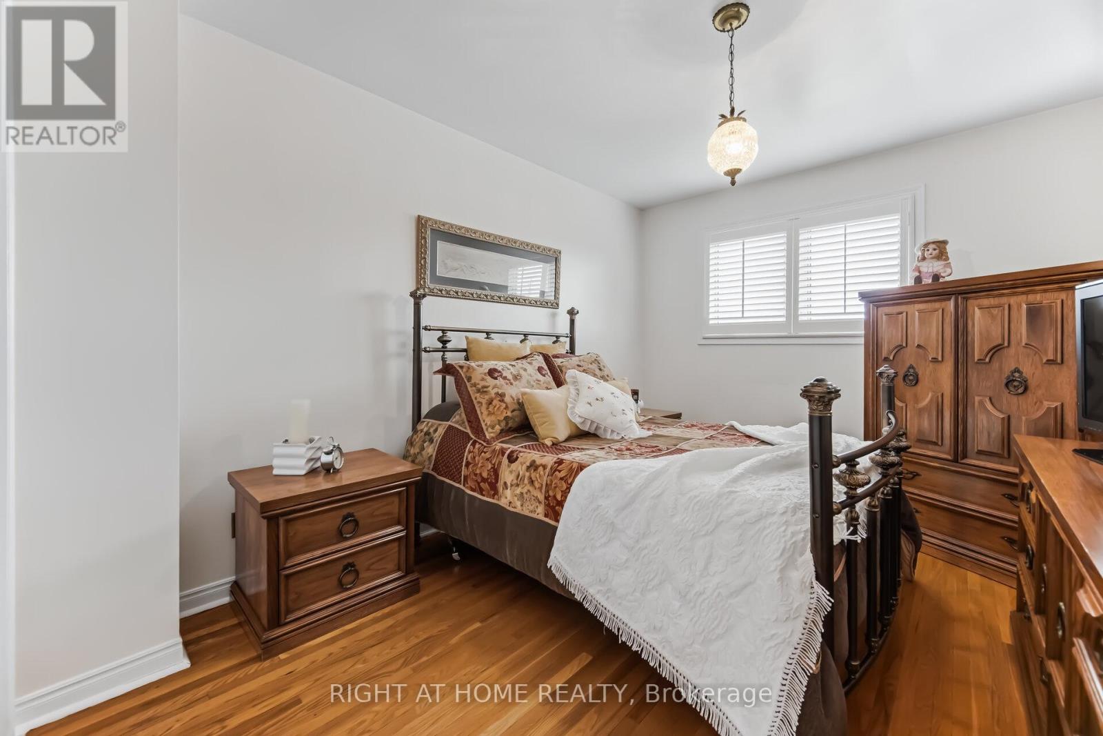 3938 Midhurst Lane, Mississauga, Ontario  L4Z 1C7 - Photo 30 - W13002276