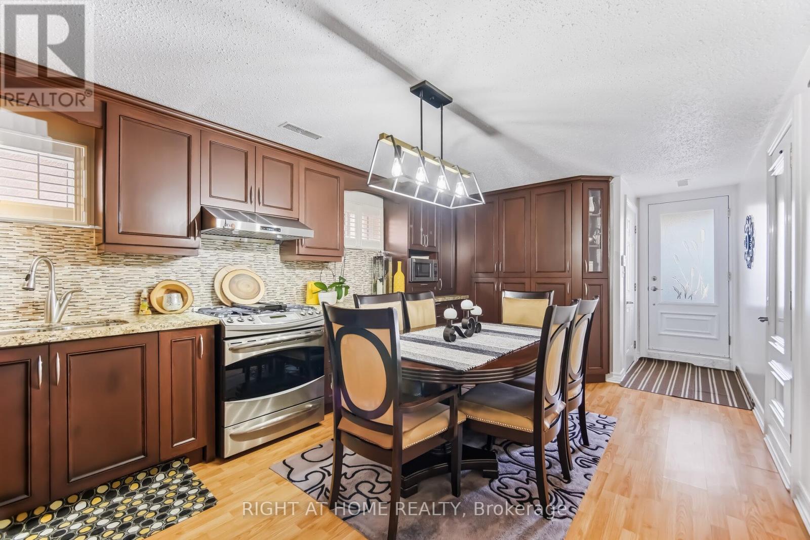 3938 Midhurst Lane, Mississauga, Ontario  L4Z 1C7 - Photo 36 - W13002276