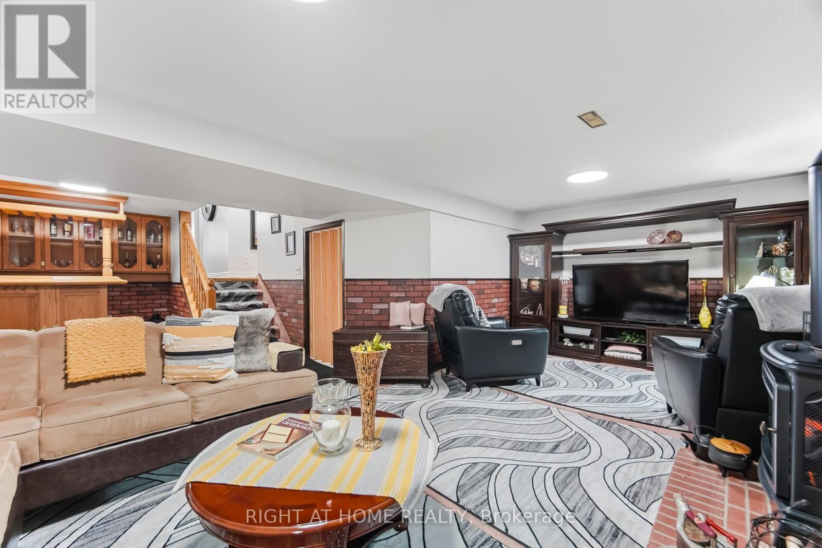 3938 Midhurst Lane, Mississauga, Ontario  L4Z 1C7 - Photo 43 - W13002276