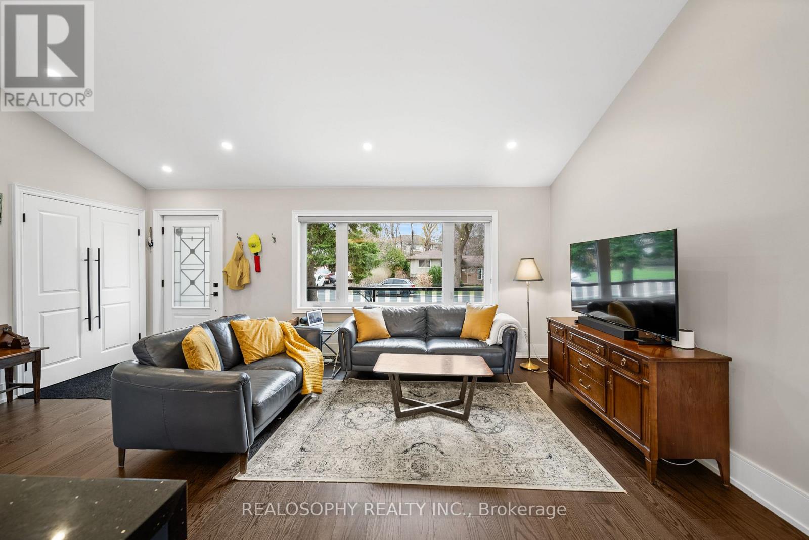 17 Pioneer Drive, Mississauga, Ontario  L5M 1G8 - Photo 6 - W13002298