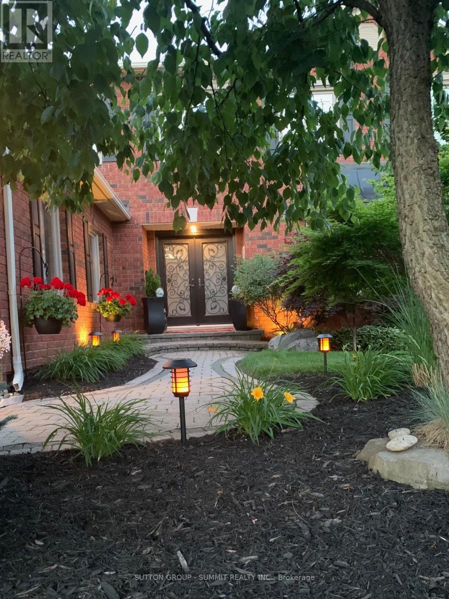 1354 Winterberry Drive, Burlington, Ontario  L7P 4T8 - Photo 43 - W13002338