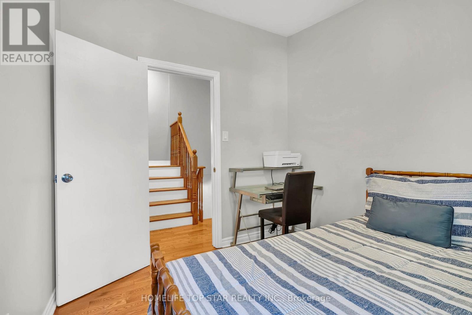 33 - 452 Silverstone Drive, Toronto, Ontario  M9V 3K8 - Photo 18 - W13002364