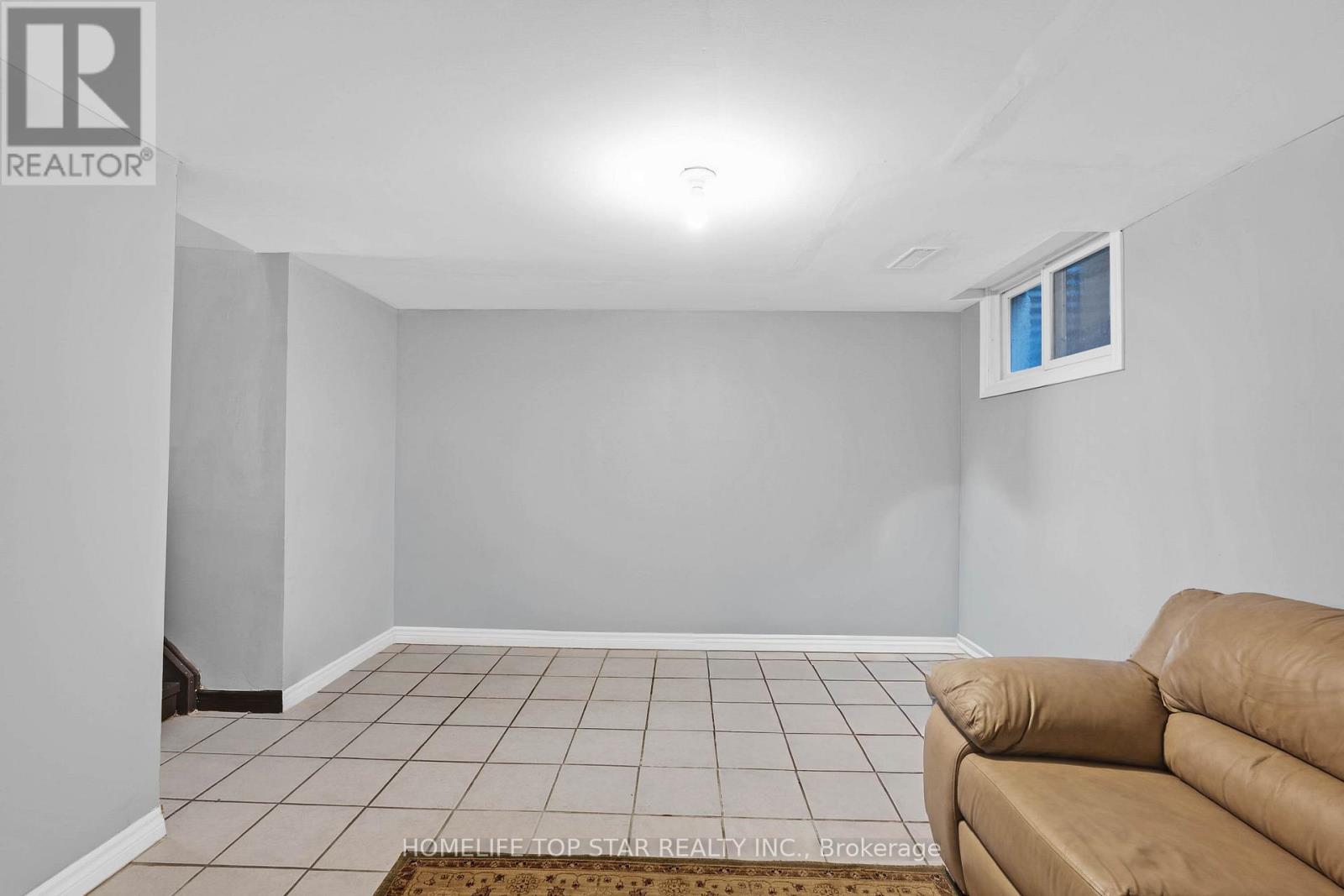 33 - 452 Silverstone Drive, Toronto, Ontario  M9V 3K8 - Photo 28 - W13002364