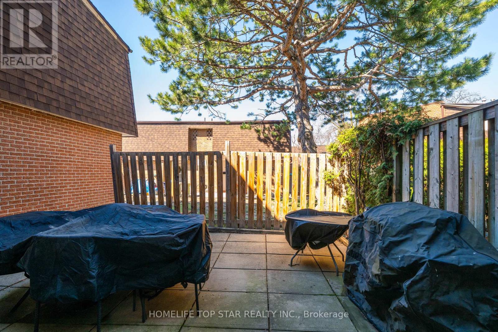 33 - 452 Silverstone Drive, Toronto, Ontario  M9V 3K8 - Photo 29 - W13002364