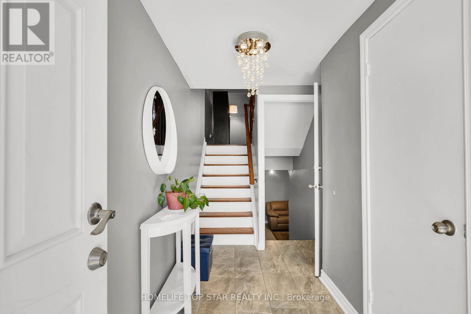 33 - 452 Silverstone Drive, Toronto, Ontario  M9V 3K8 - Photo 5 - W13002364