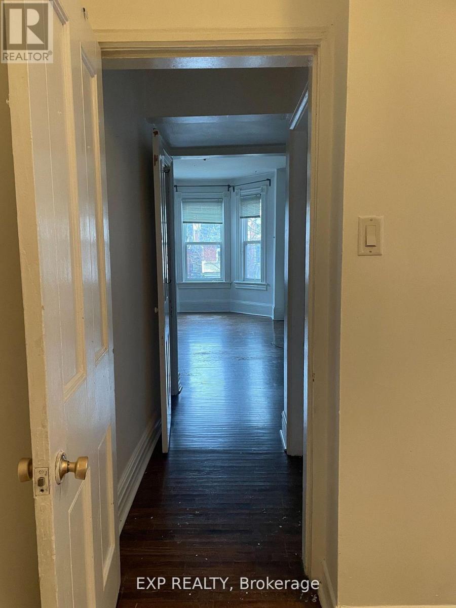 190 Dunn Avenue, Toronto, Ontario  M6K 2R9 - Photo 5 - W13002372