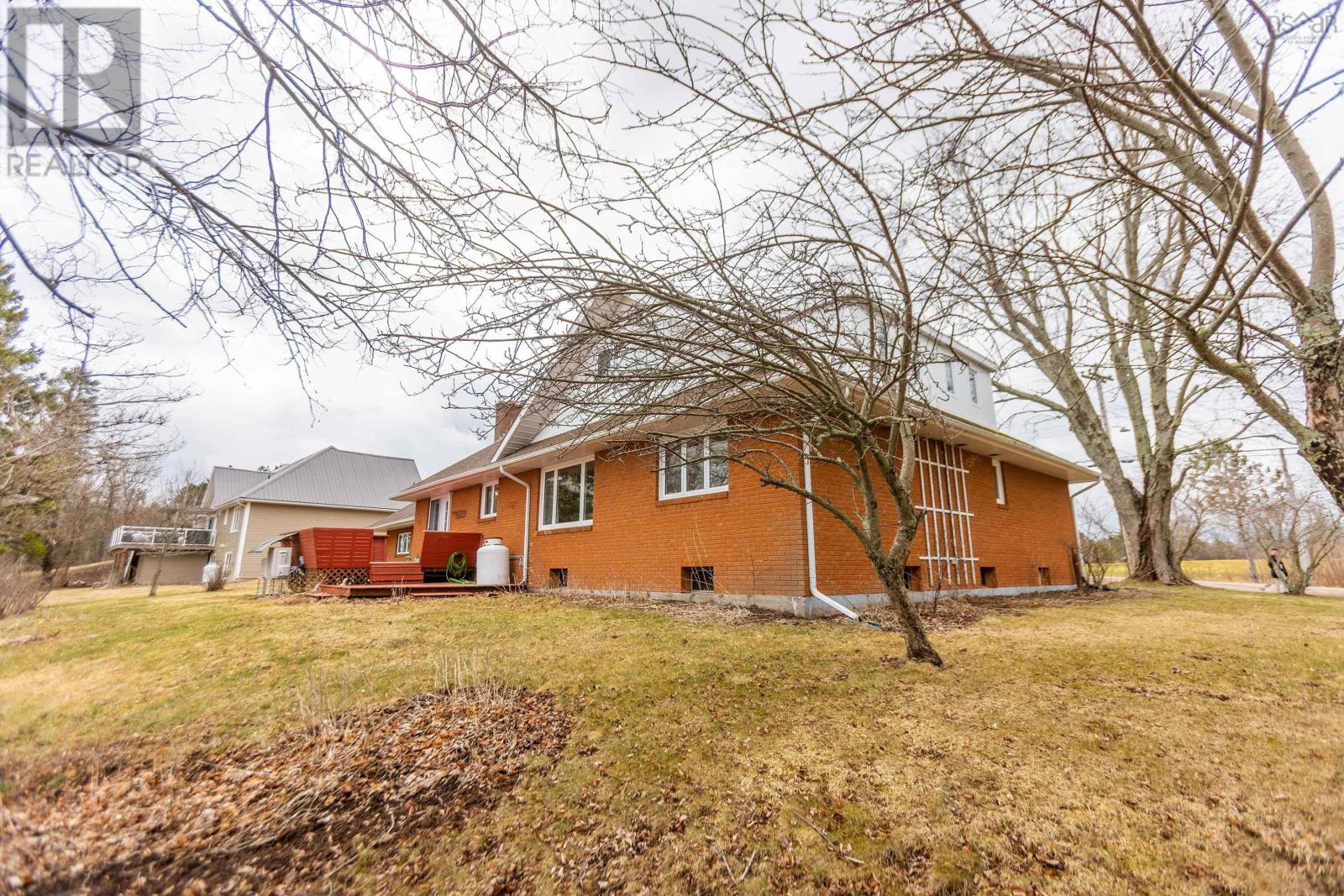 19 Biggs Drive, East Amherst, Nova Scotia  B4H 3Y2 - Photo 5 - 202607480