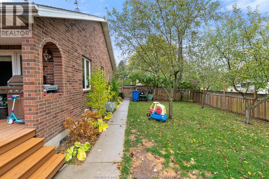 879 Road 2 W, Kingsville, Ontario  N9Y 2E4 - Photo 42 - 26008237