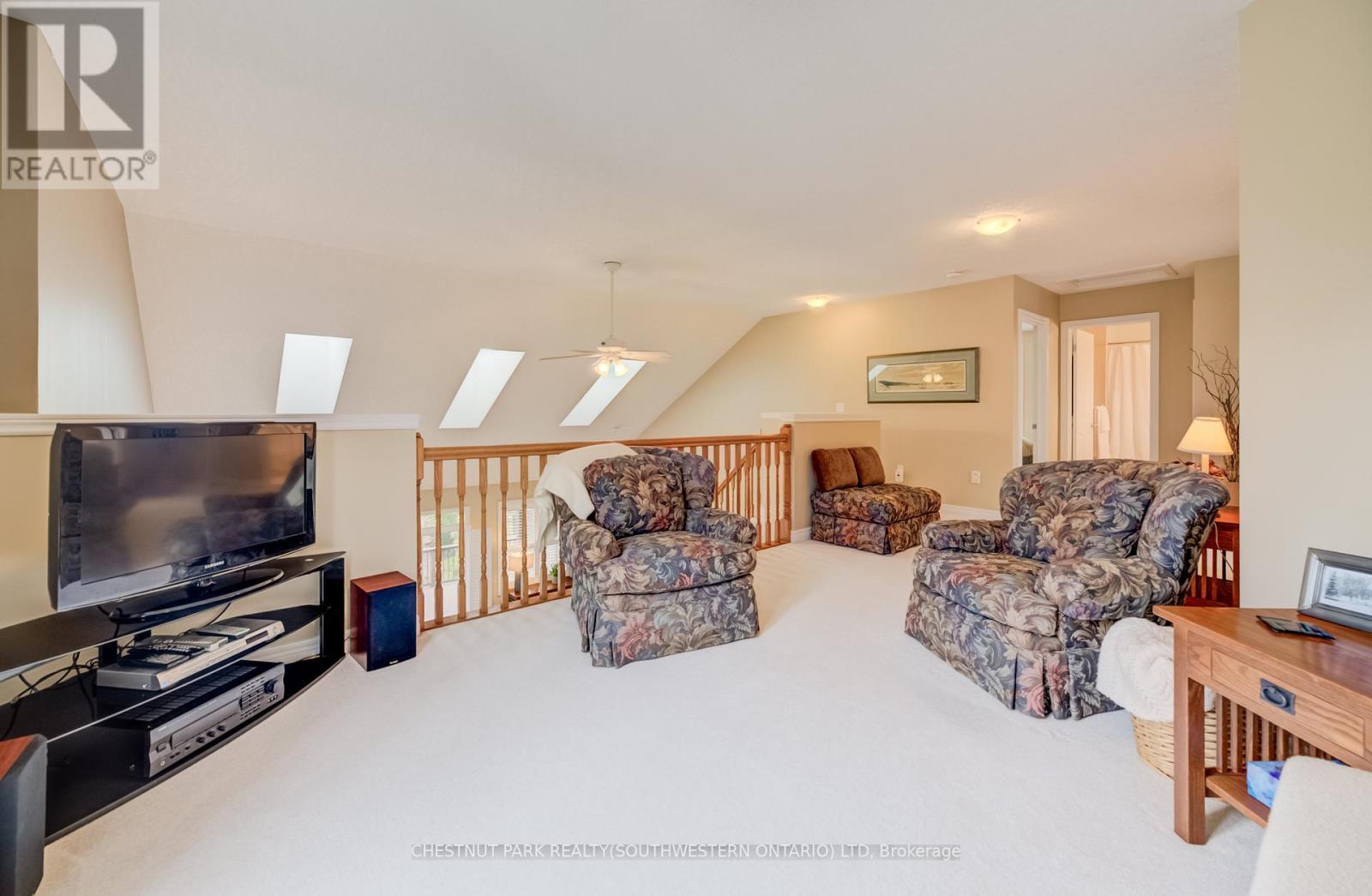 560 Springwater Drive, Waterloo, Ontario  N2V 2K6 - Photo 27 - X13002058