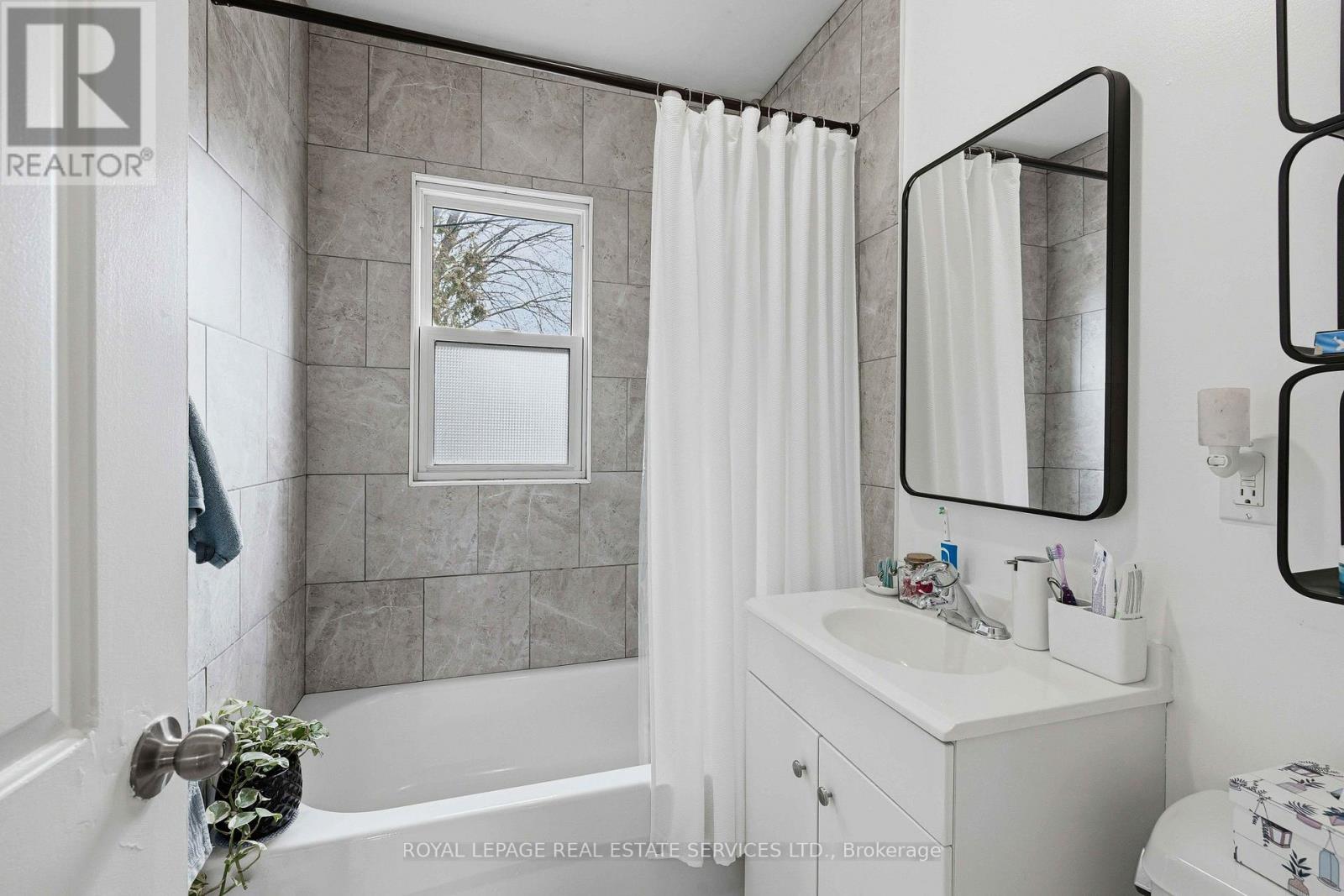 1028 Johnson Street, Kingston, Ontario  K7M 2N4 - Photo 17 - X13002212