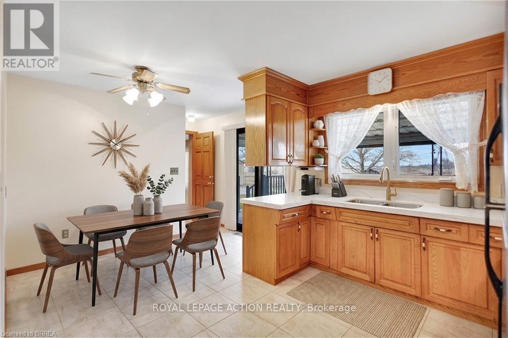 266 No 6 School Road, Brantford, Ontario N3T 5L9 - Photo 10 - X13002252