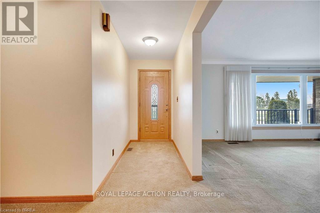 266 No 6 School Road, Brantford, Ontario N3T 5L9 - Photo 7 - X13002252