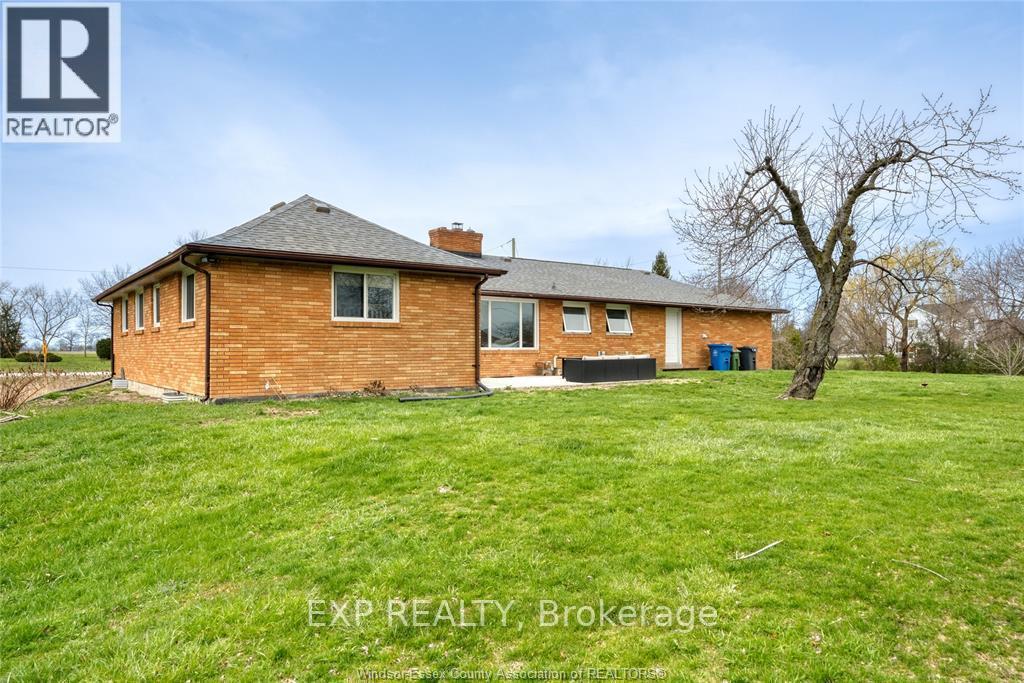 1235 Gesto Sideroad Side Road, Essex, Ontario  N8M 2X6 - Photo 48 - X13002374