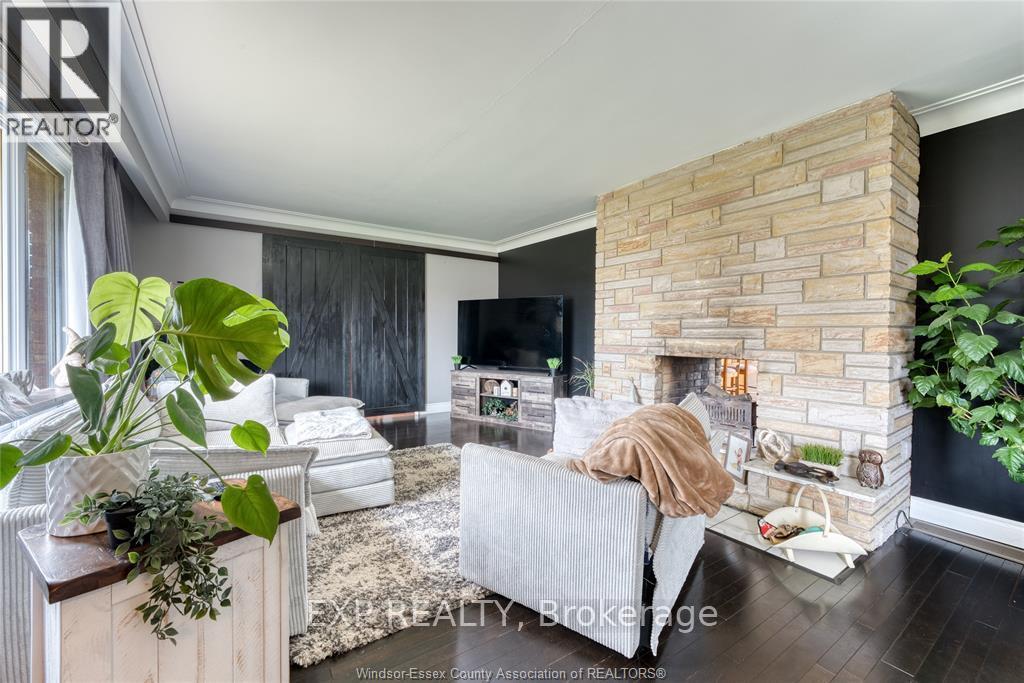 1235 Gesto Sideroad Side Road, Essex, Ontario  N8M 2X6 - Photo 5 - X13002374