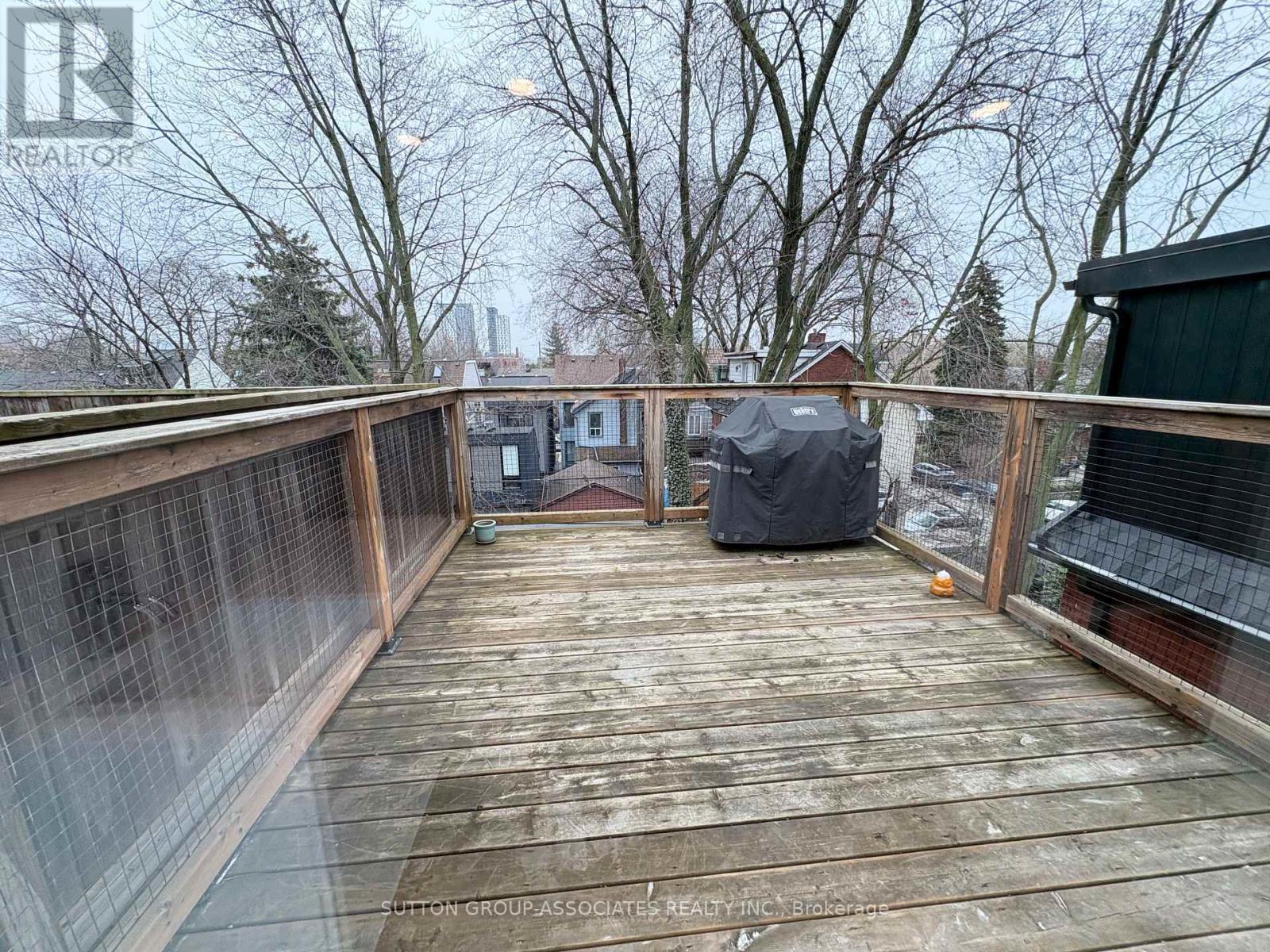 49 Olive Avenue, Toronto, Ontario  M6G 1T7 - Photo 24 - C12998690