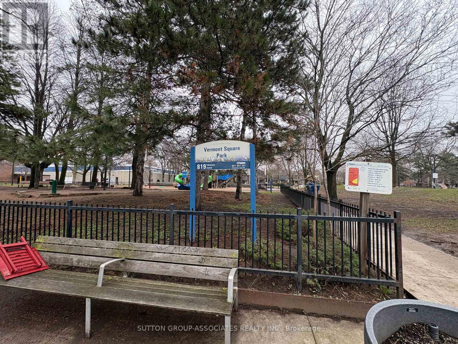 49 Olive Avenue, Toronto, Ontario  M6G 1T7 - Photo 40 - C12998690