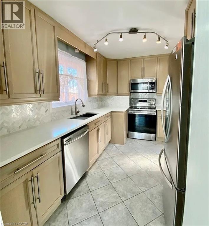 7016 Hagar Avenue Unit# Upper, Niagara Falls, Ontario  L2G 5M9 - Photo 3 - 40820899