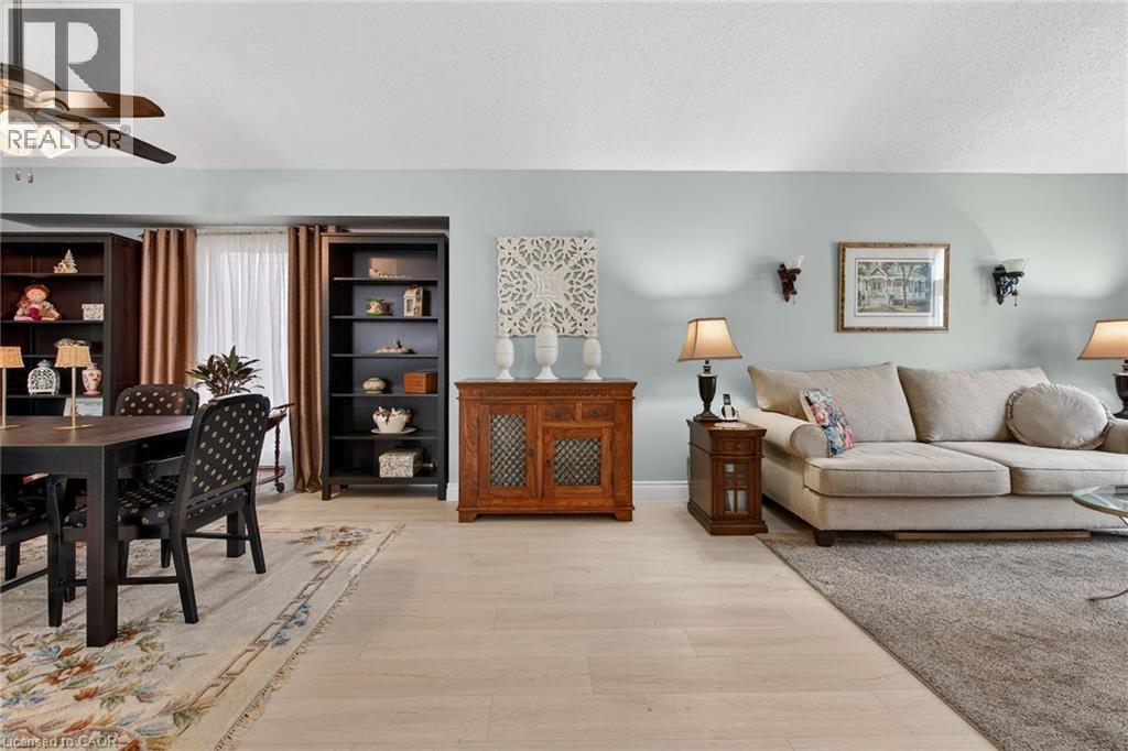 23 Juliebeth Drive, Hamilton, Ontario  L9B 2N6 - Photo 14 - 40820610