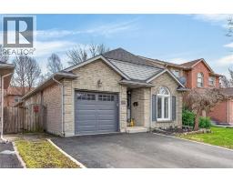 23 JULIEBETH Drive, Hamilton, Ontario