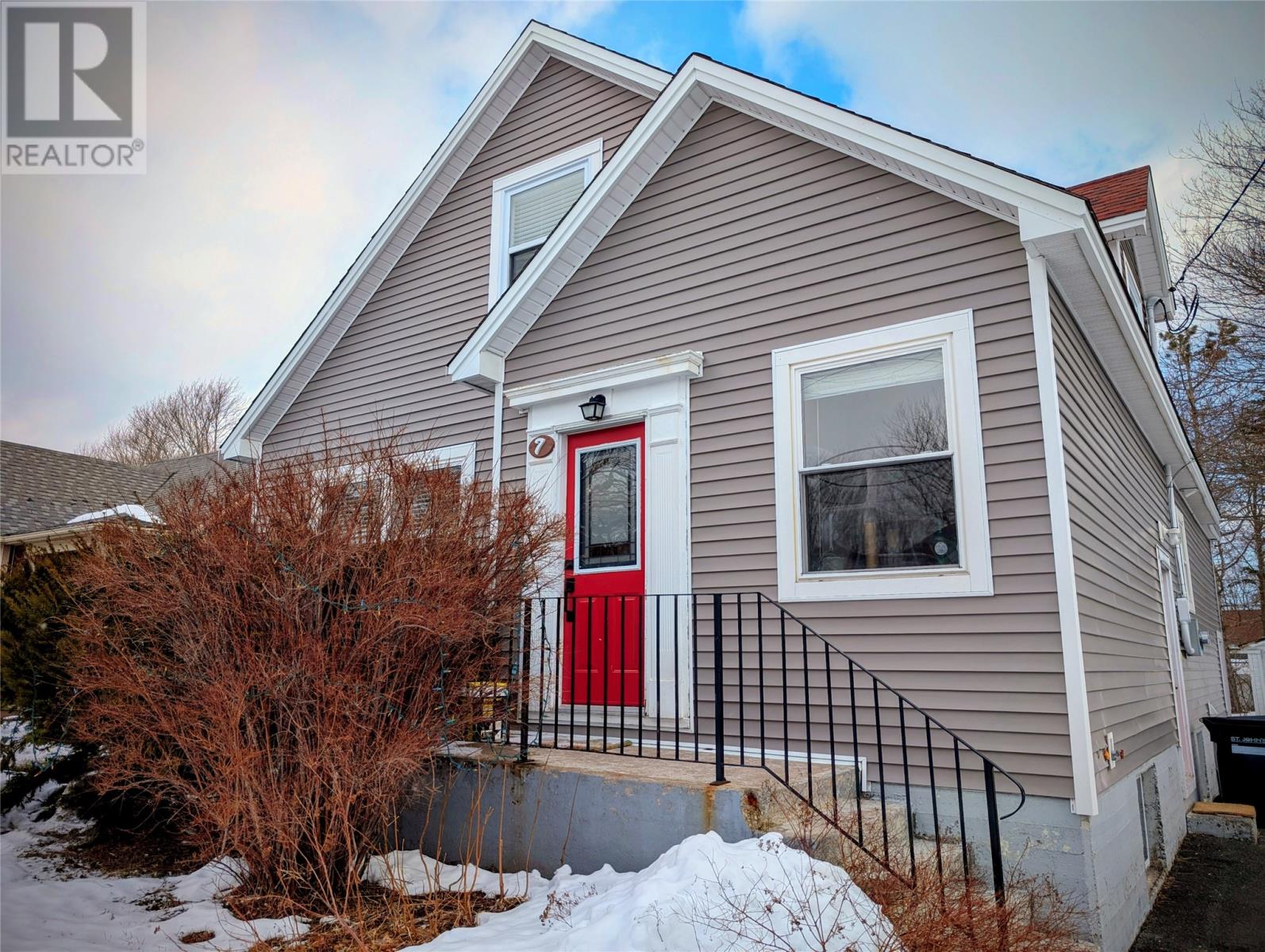 7 Cornwall Heights, St. John's, Newfoundland & Labrador  A1E 3G6 - Photo 1 - 1295643