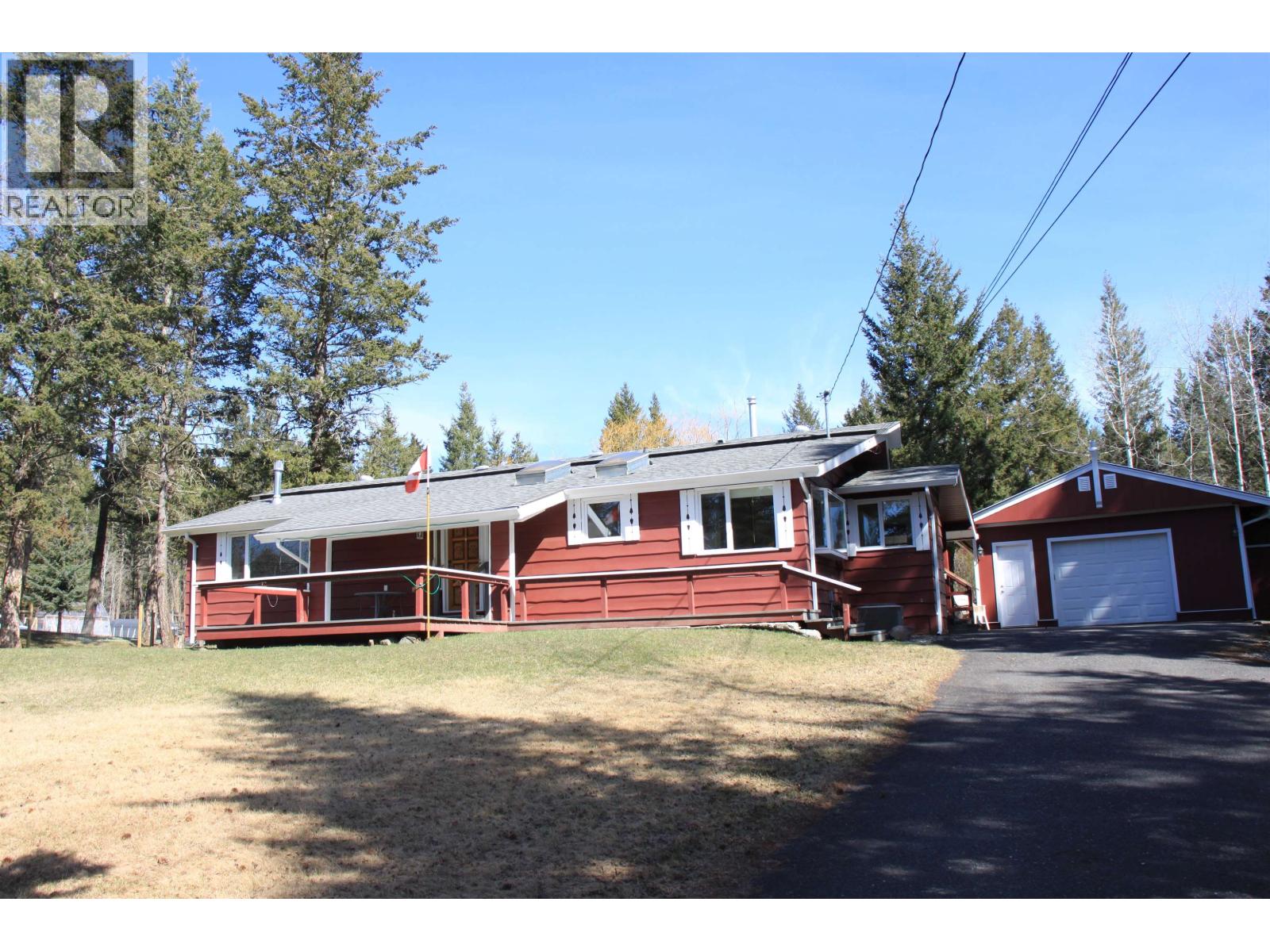 5035 HANSEN COURT, 108 Mile Ranch, British Columbia