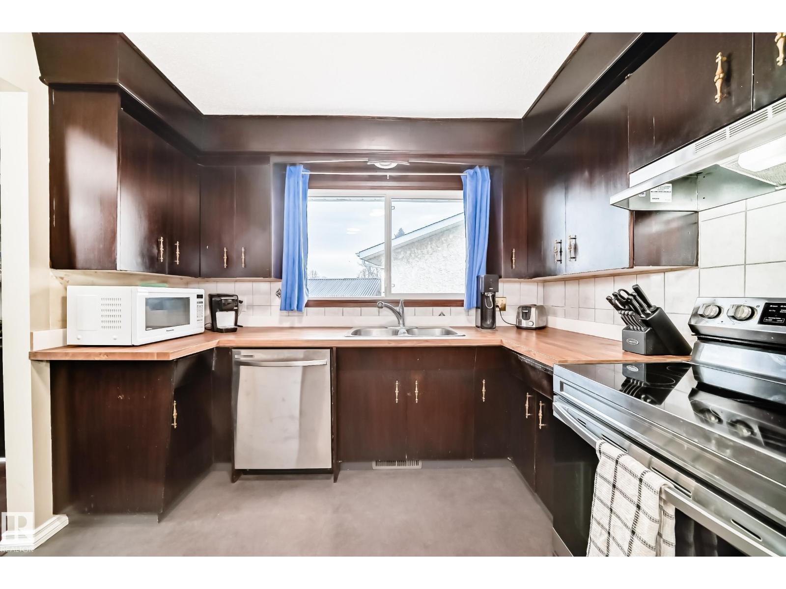 2212 142 Av Nw, Edmonton, Alberta  T5Y 1E6 - Photo 14 - E4482323