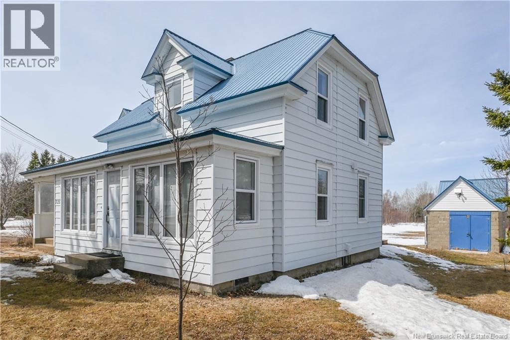 725 Saint-Pierre O. Boulevard, Caraquet, New Brunswick  E1W 1A1 - Photo 4 - NB137291