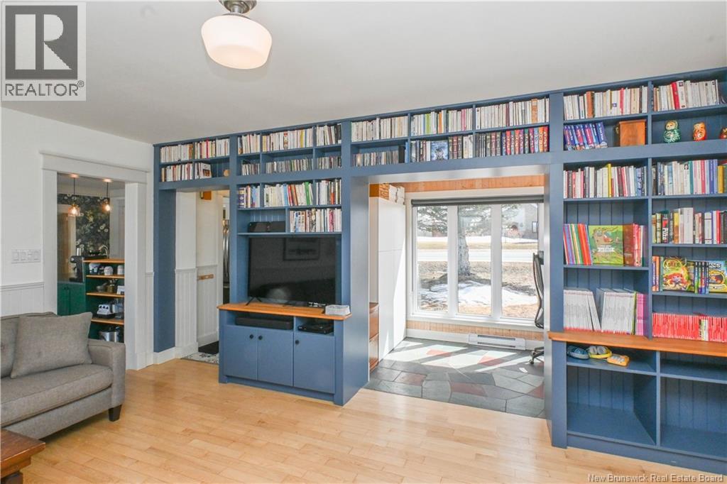 725 Saint-Pierre O. Boulevard, Caraquet, New Brunswick  E1W 1A1 - Photo 32 - NB137291