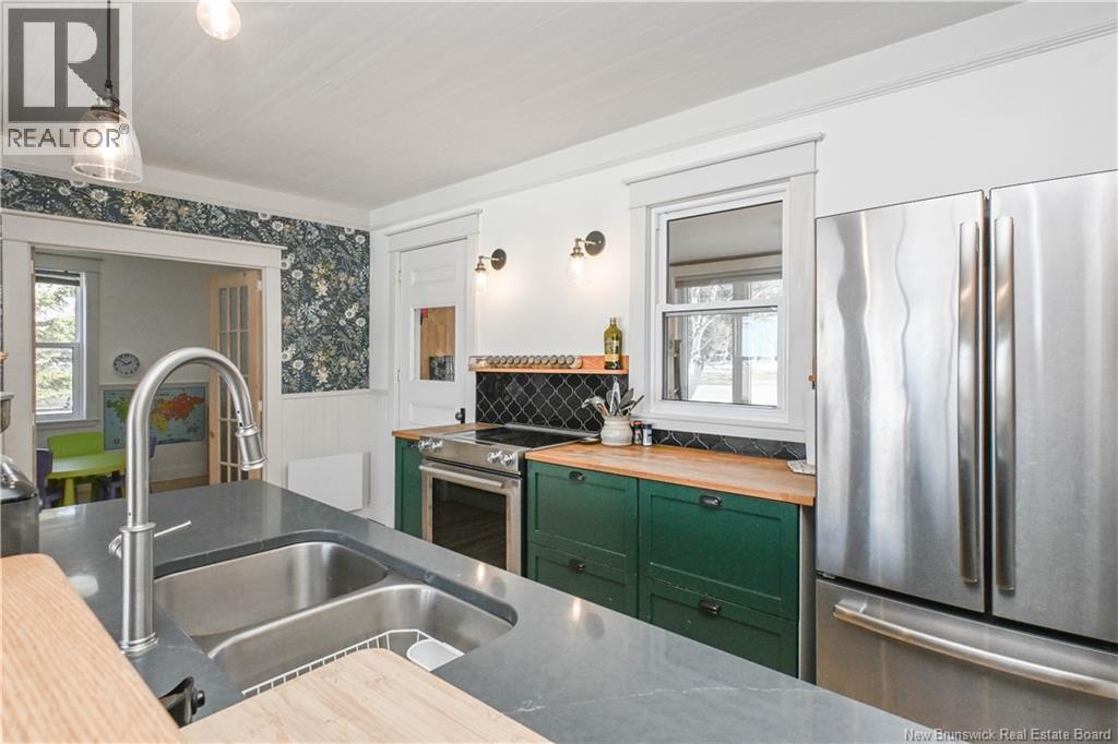 725 Saint-Pierre O. Boulevard, Caraquet, New Brunswick  E1W 1A1 - Photo 17 - NB137291