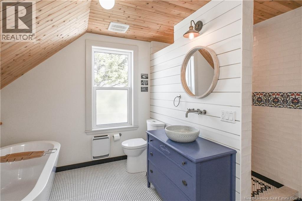 725 Saint-Pierre O. Boulevard, Caraquet, New Brunswick  E1W 1A1 - Photo 49 - NB137291