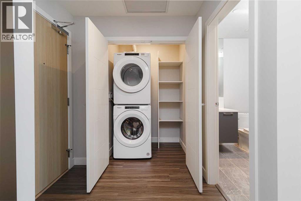 1205, 530 3 Street SE, Calgary, Alberta  T2G 2L8 - Photo 3 - A2288816