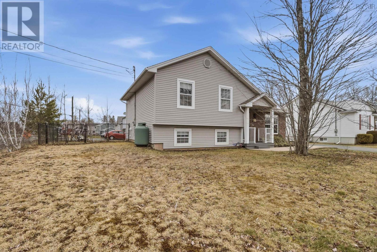 37 White Road, Enfield, Nova Scotia  B2T 1L4 - Photo 2 - 202607483