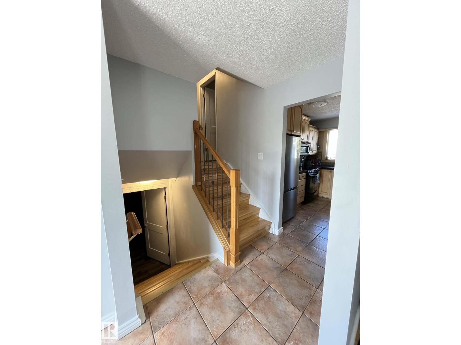 9702 95 Av, Morinville, Alberta  T8R 1H4 - Photo 18 - E4482350