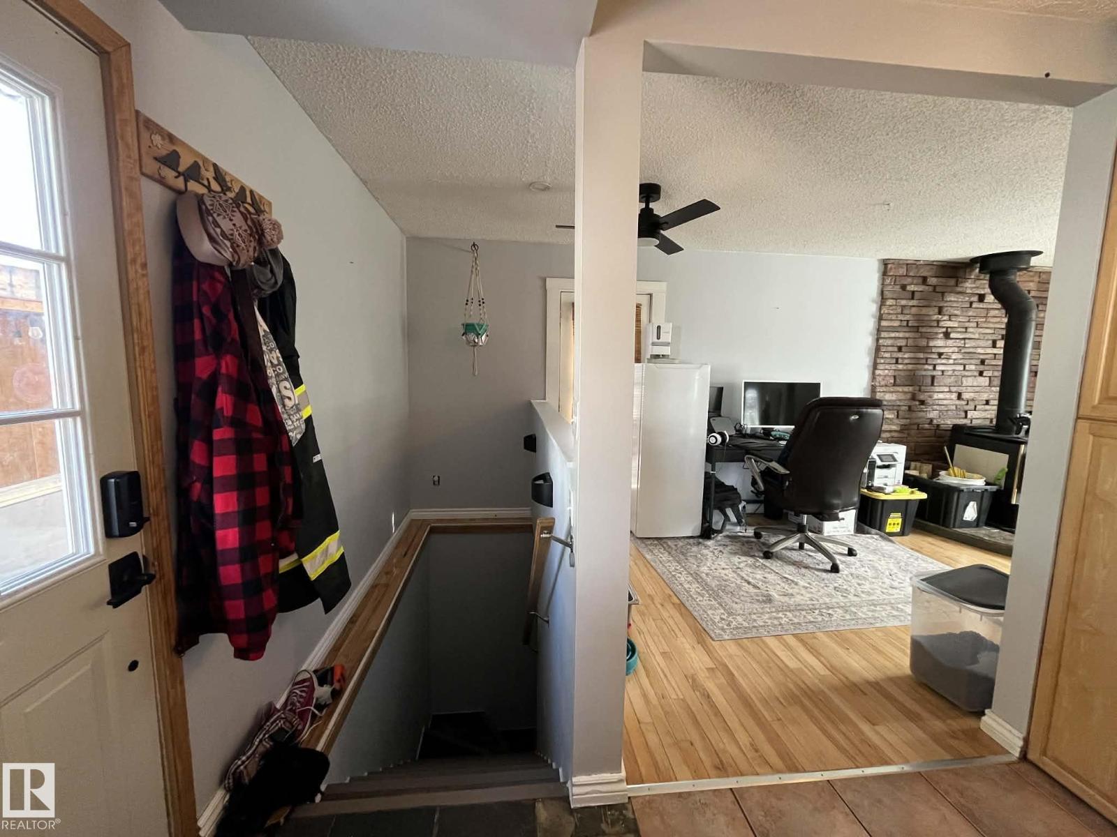 9702 95 Av, Morinville, Alberta  T8R 1H4 - Photo 19 - E4482350