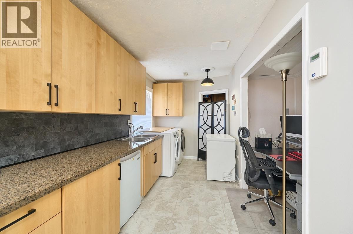 11711 Blakely Road, Pitt Meadows, British Columbia  V3Y 1H2 - Photo 15 - R3111437