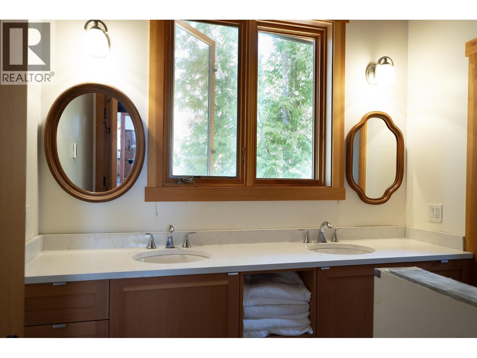 6290 Maple Road, Egmont, British Columbia  V0N 1N0 - Photo 17 - R3111714