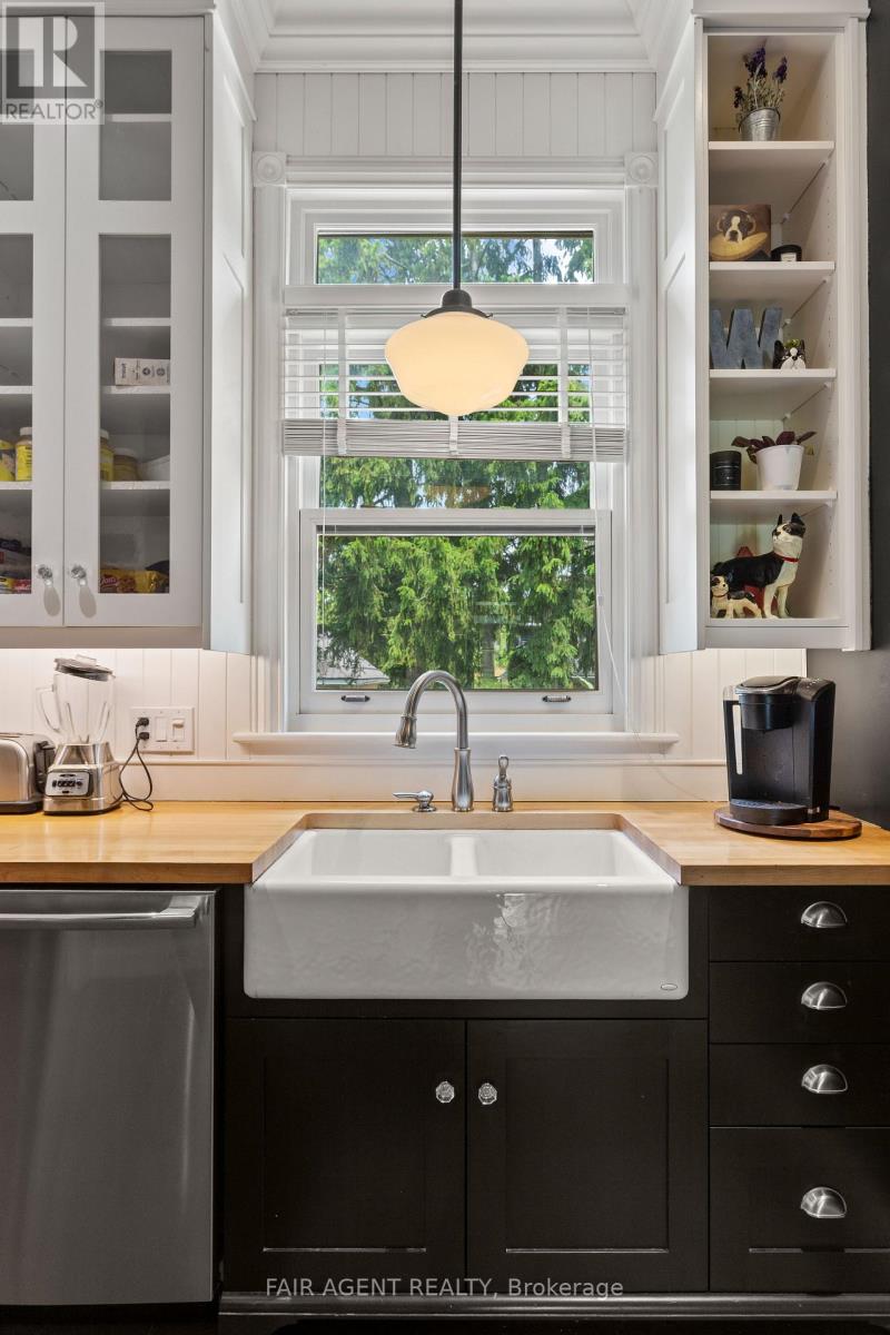 26 Daly Avenue, Stratford, Ontario  N5A 1B8 - Photo 21 - X13002448