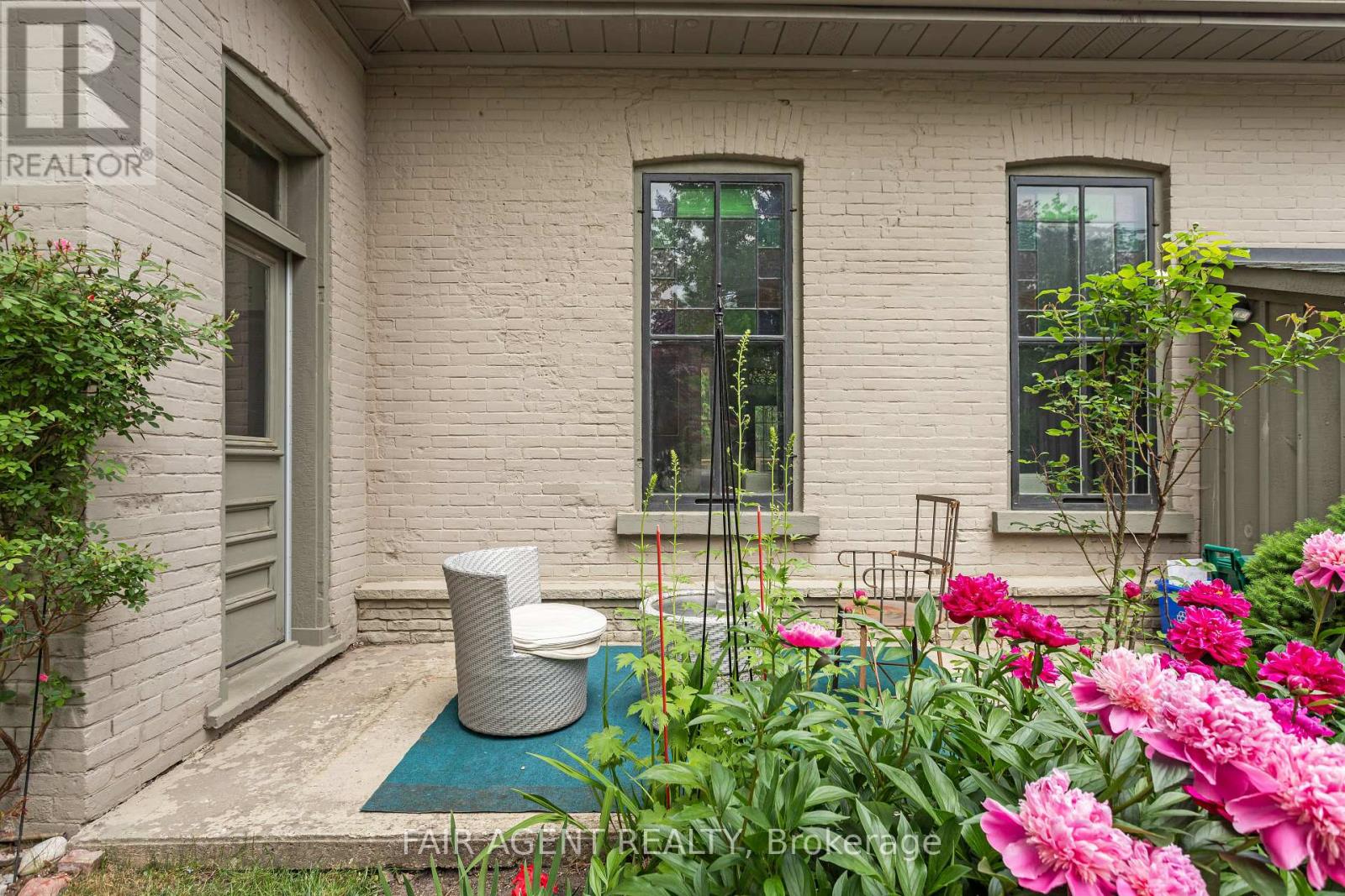 26 Daly Avenue, Stratford, Ontario  N5A 1B8 - Photo 6 - X13002448