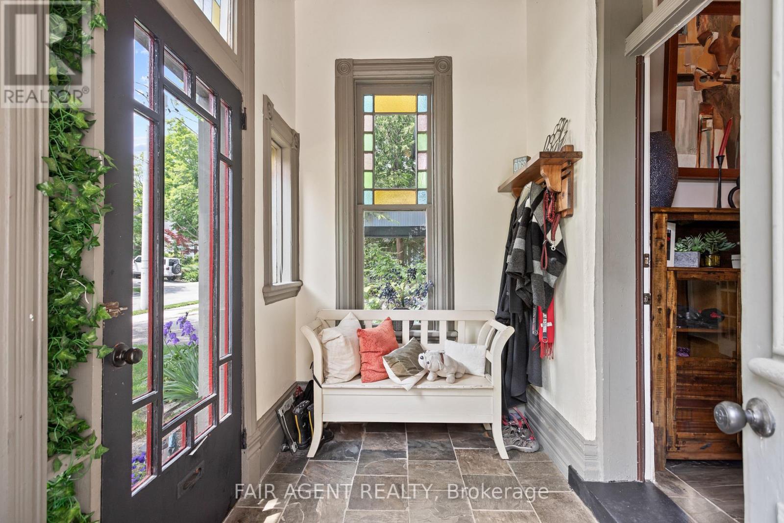 26 Daly Avenue, Stratford, Ontario  N5A 1B8 - Photo 7 - X13002448