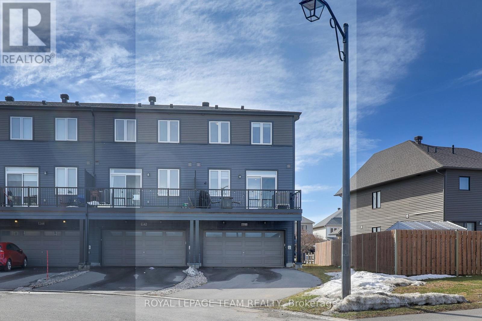 1140 SPEEDVALE COURT, Ottawa, Ontario